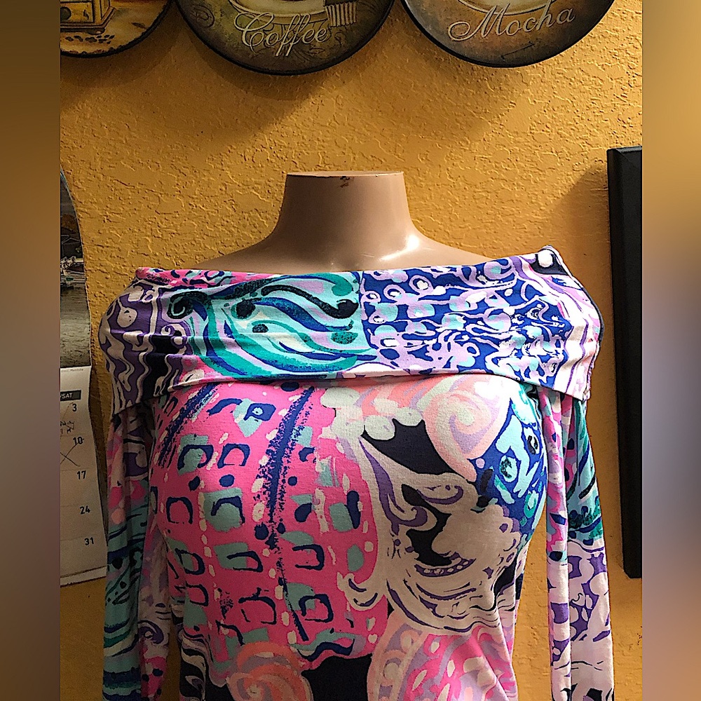 Lilly Pulitzer - Picture 3 of 5